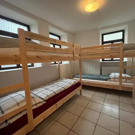 Monteurzimmer Im Kraichtal! By Simplex بيت للعطل