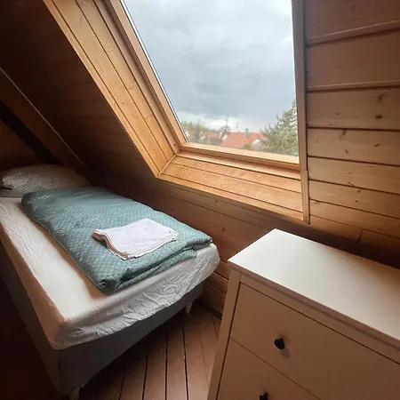 Monteurzimmer Im Kraichtal! By Simplex بيت للعطل